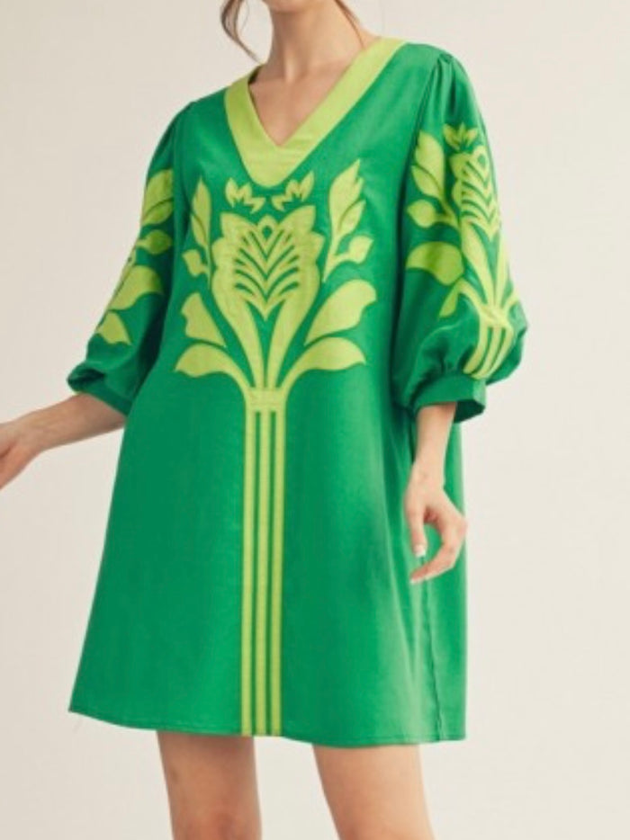 Green Contrast Barroque Embroidery Short Dress
