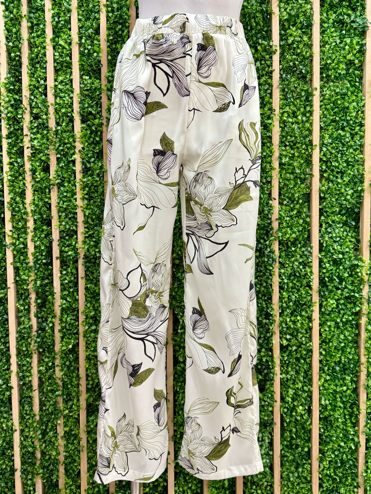 Beautiful Green Floral Pant