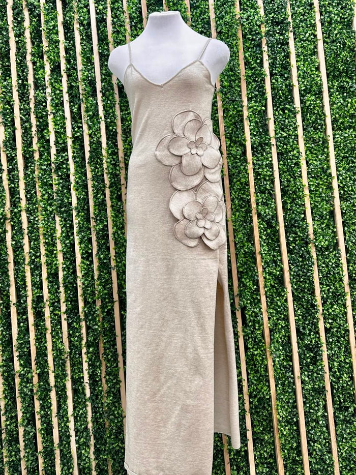 Flower Detail Fitted Knit Maxi Dress