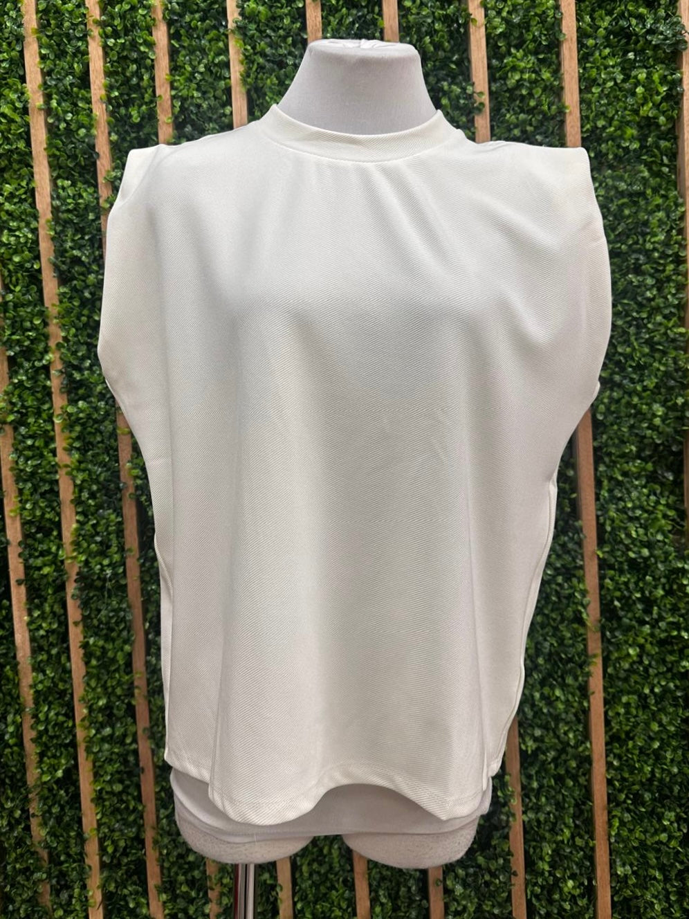 Cap Sleeve Round Neck Top