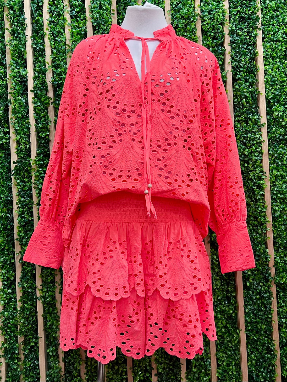 Exquisite Eyelet Boho Tiered Short Skirt