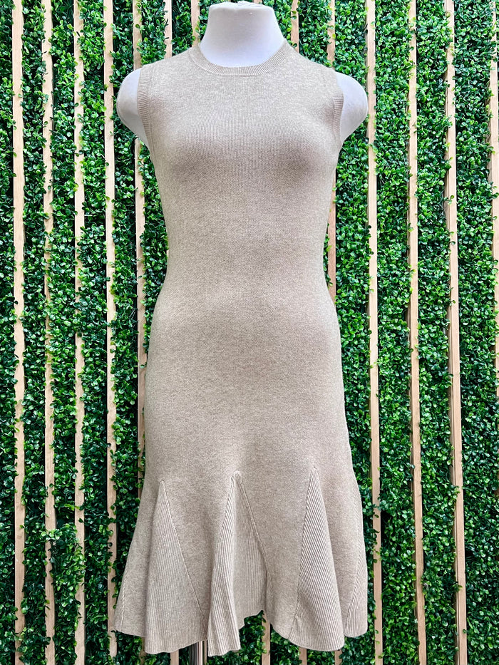 Exquisite Oatmeal sleeveless Knit Dropwaist Short Dress