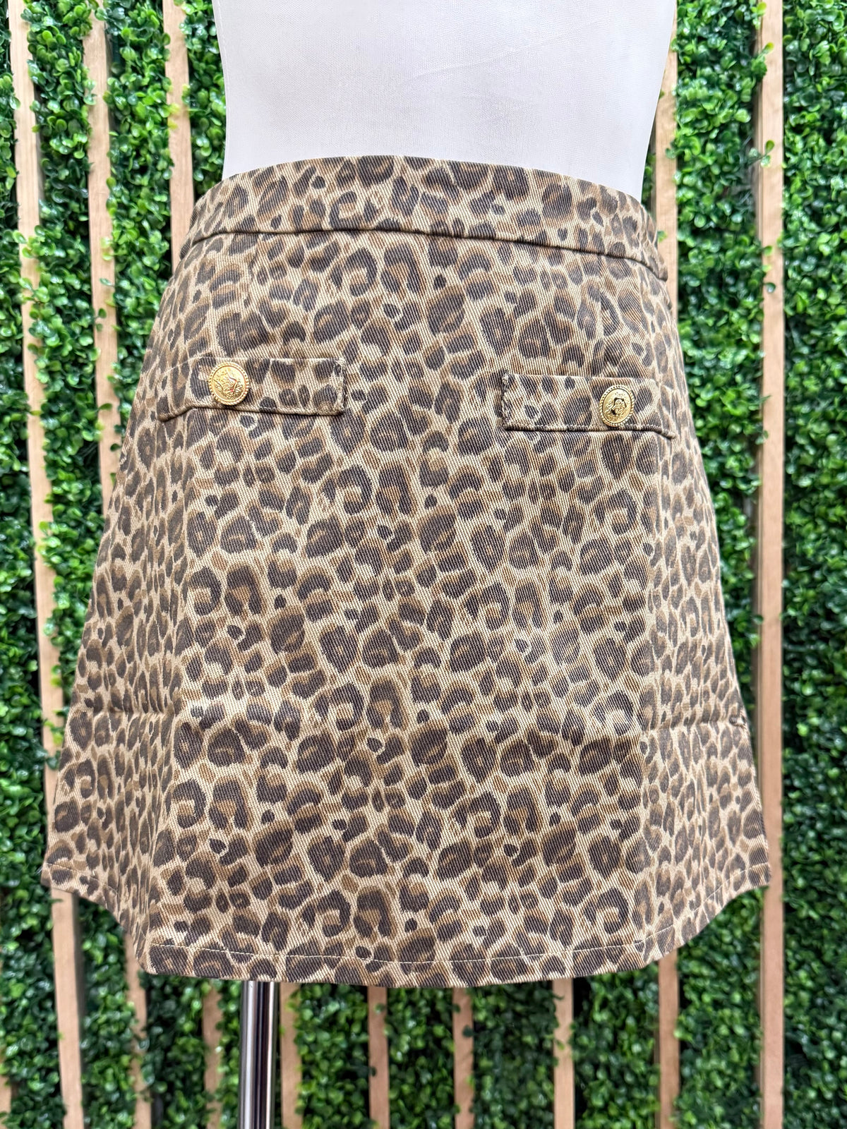 Button Detail Leopard Shorts