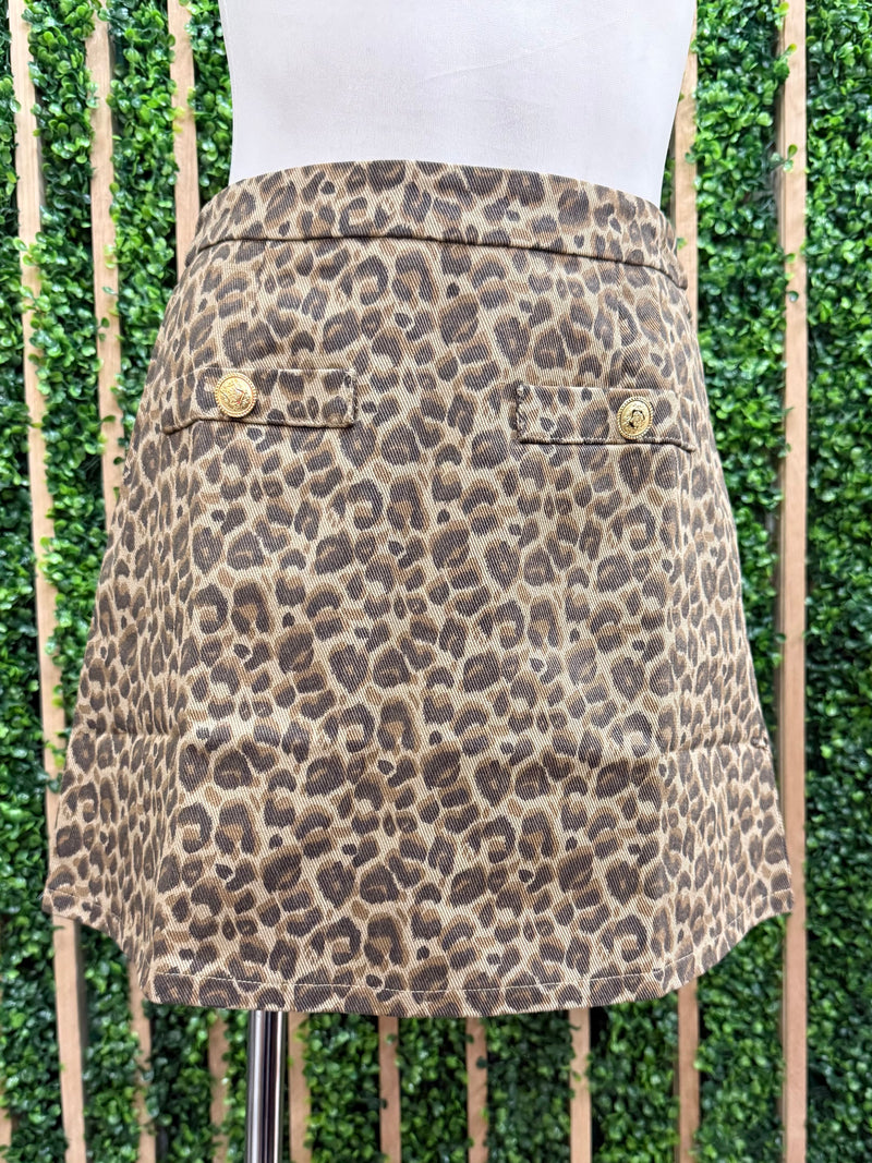 Button Detail Leopard Shorts