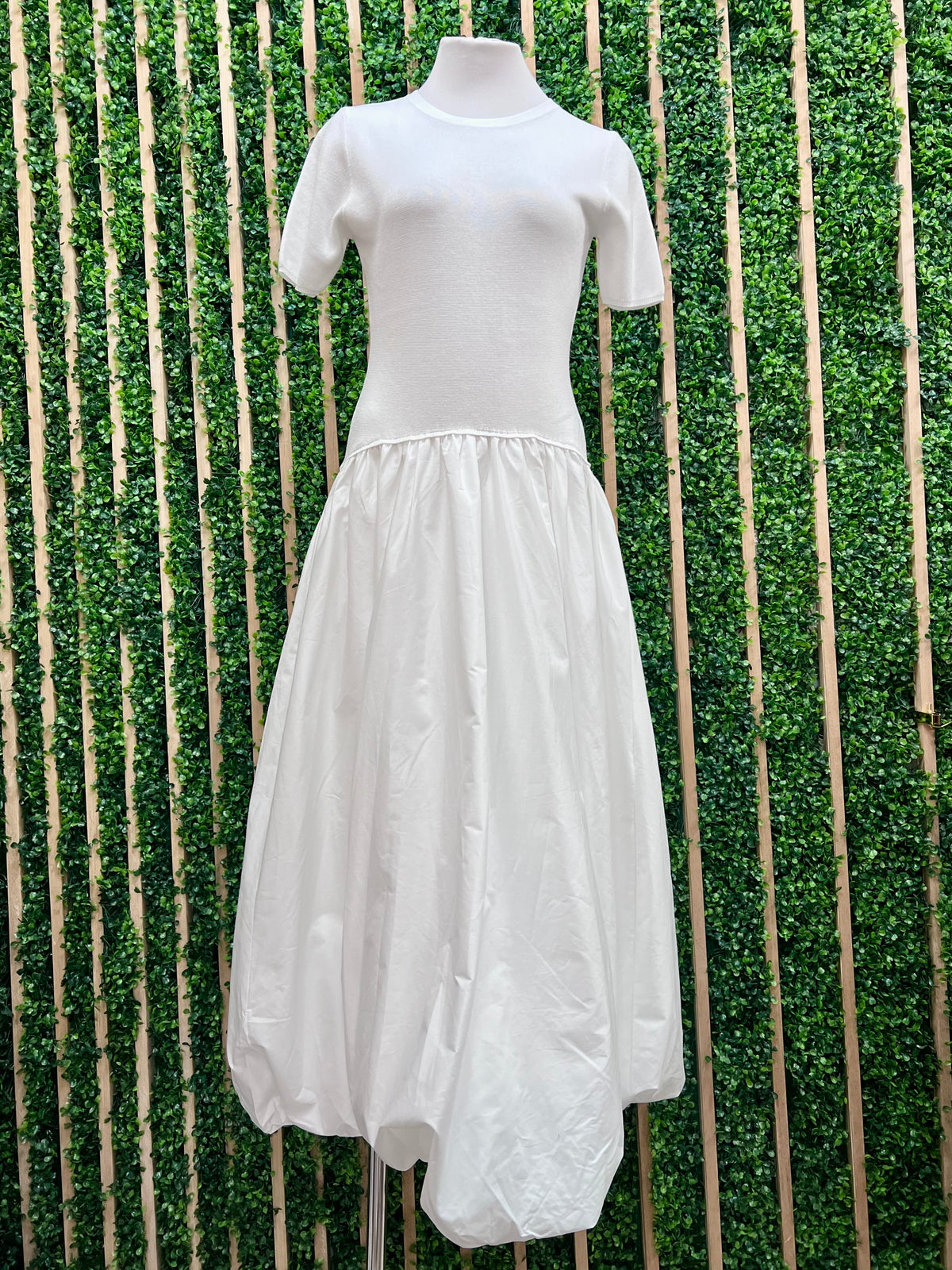 Beautiful White Crew Neck Midi Dress