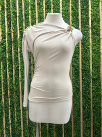 Brooch Detail Asymmetricl Sleeve Top