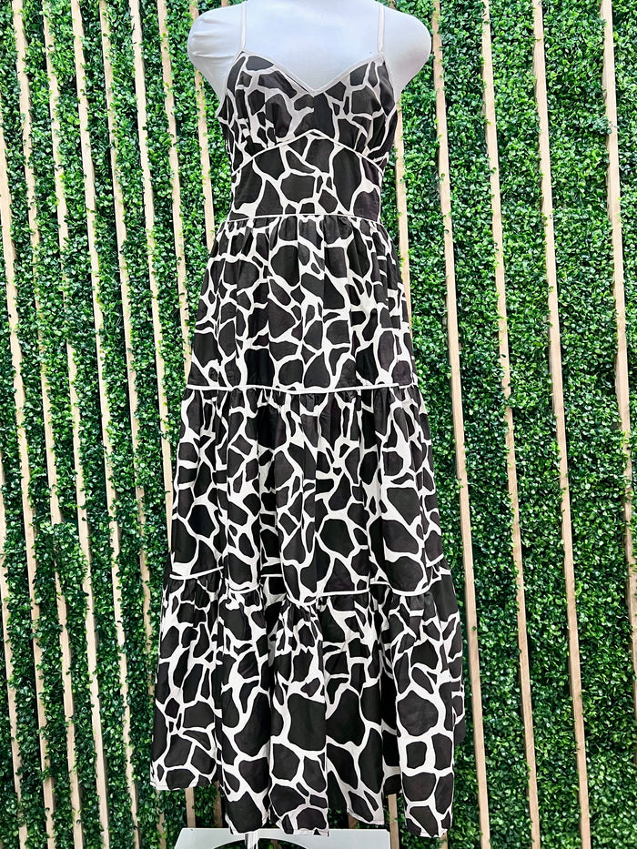 Beautiful Ivory Black Sweetheart Midi Dress