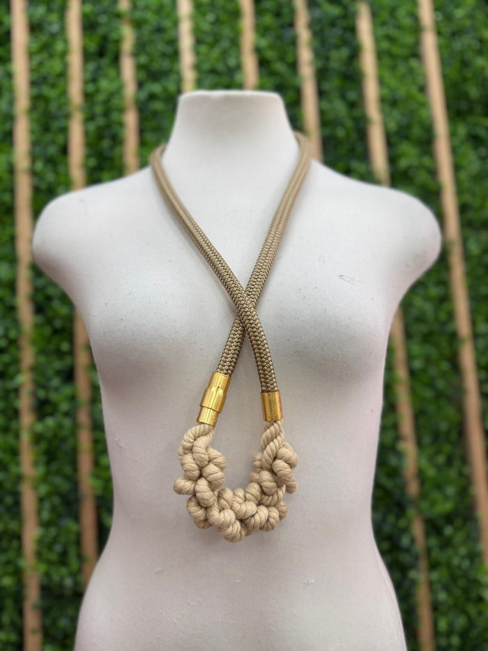 CS Twisted Necklace