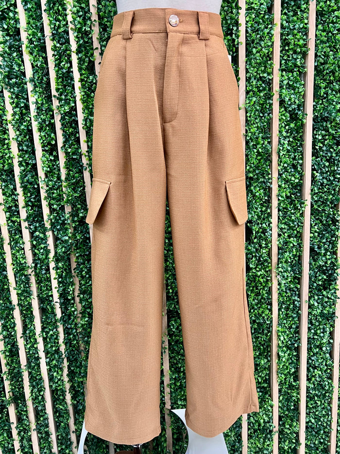 Textured Fabric Wide Leg Cargo Pant