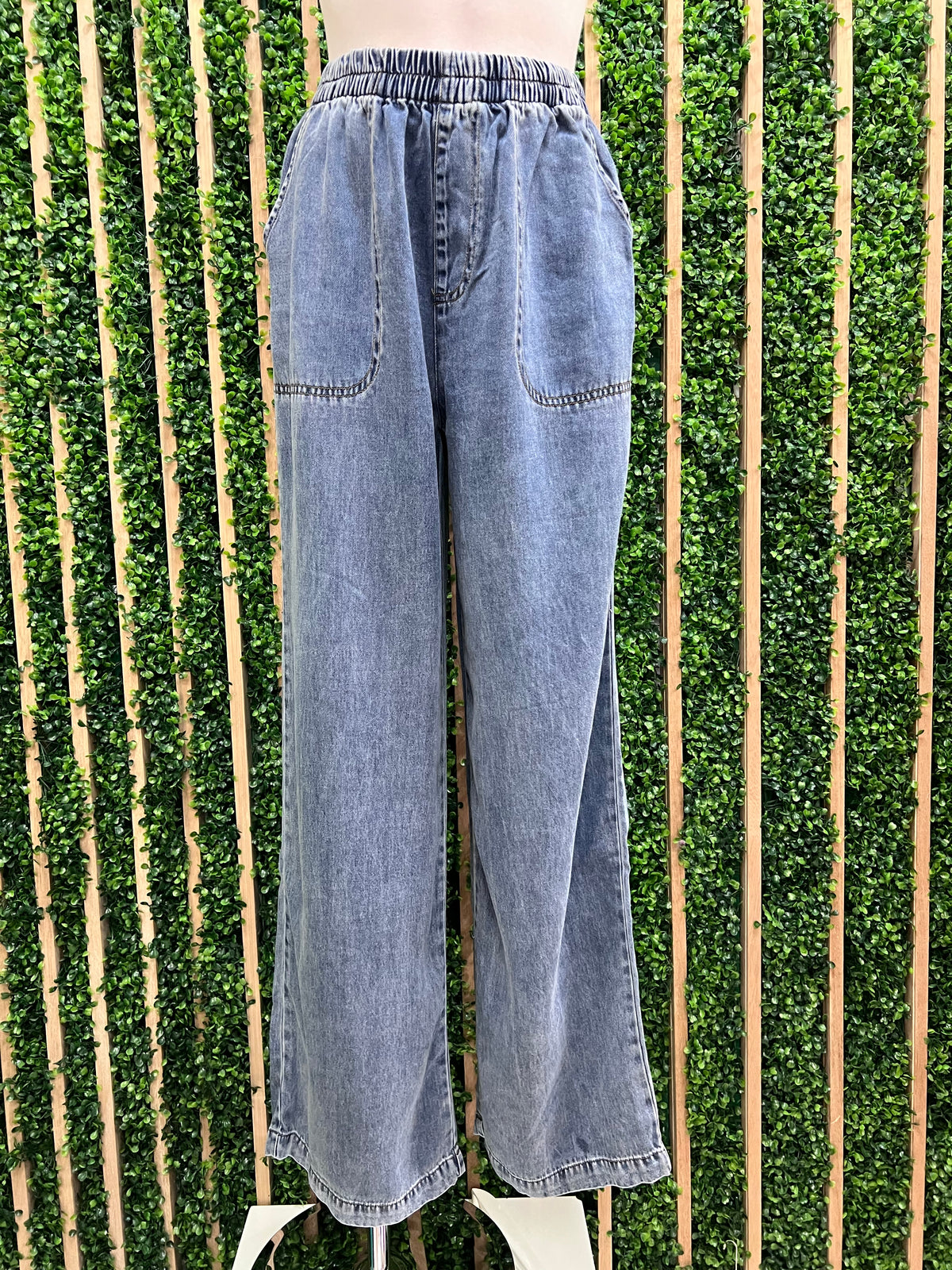 Washed Chambray Wide Leg Pant
