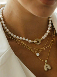 SJ Elegant Pearl Necklace
