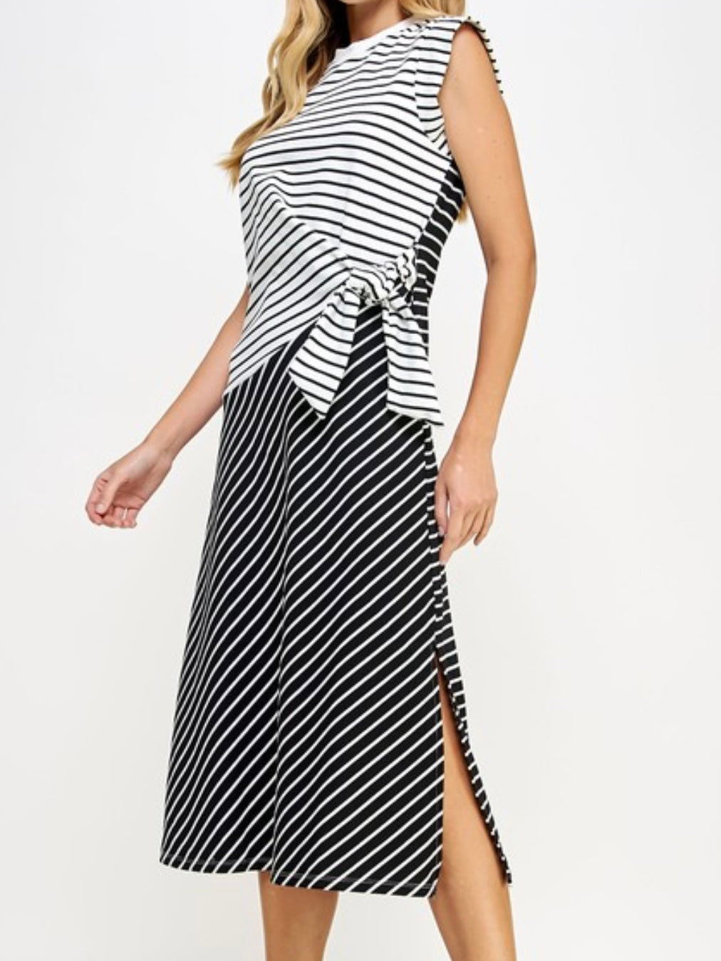 Black Stripe Knot Detail Midi Dress