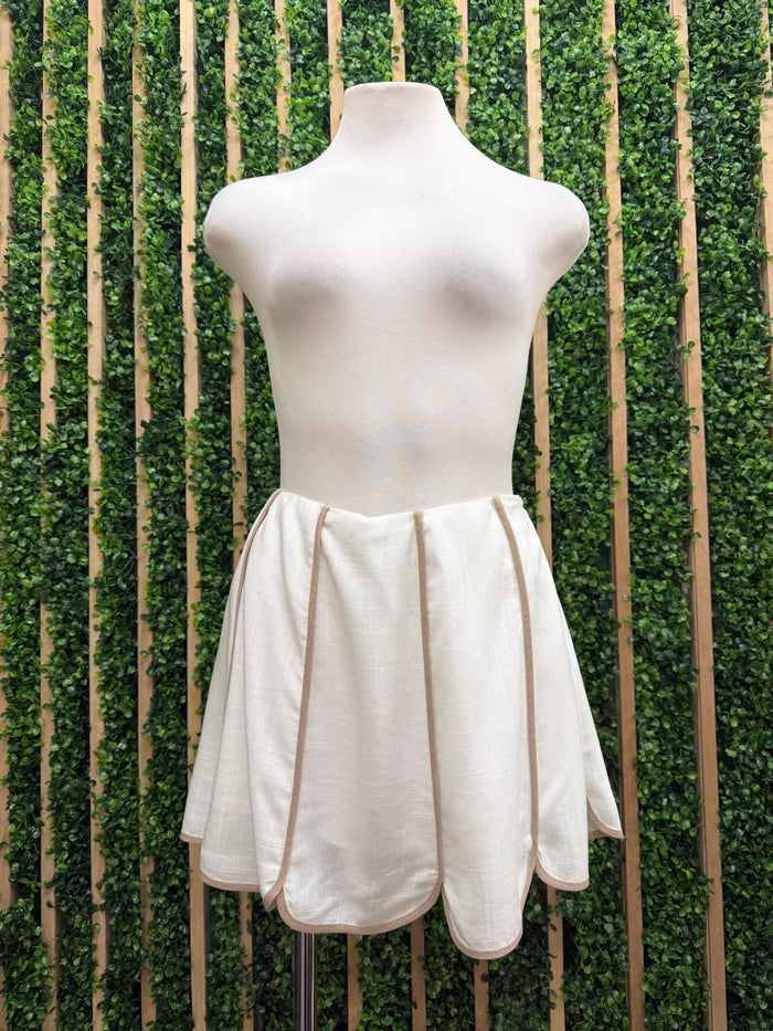 Scallop Trim Linen Mini Skirt