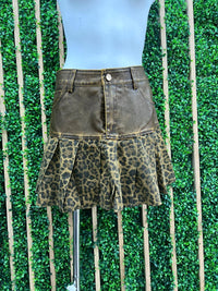 Pleather Detail Leopard Skirt