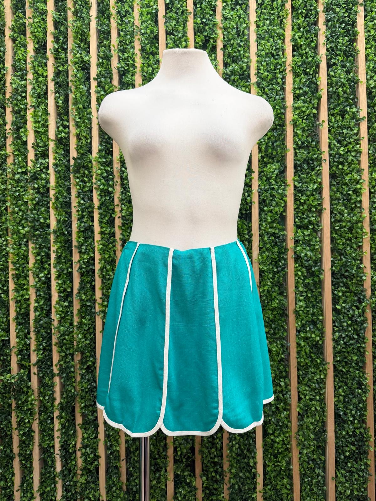 Scallop Trim Linen Mini Skirt