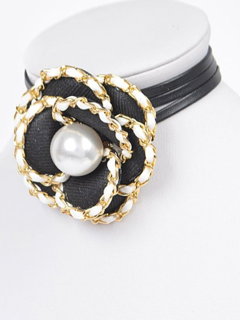 Coco Leatherette Flower Choker