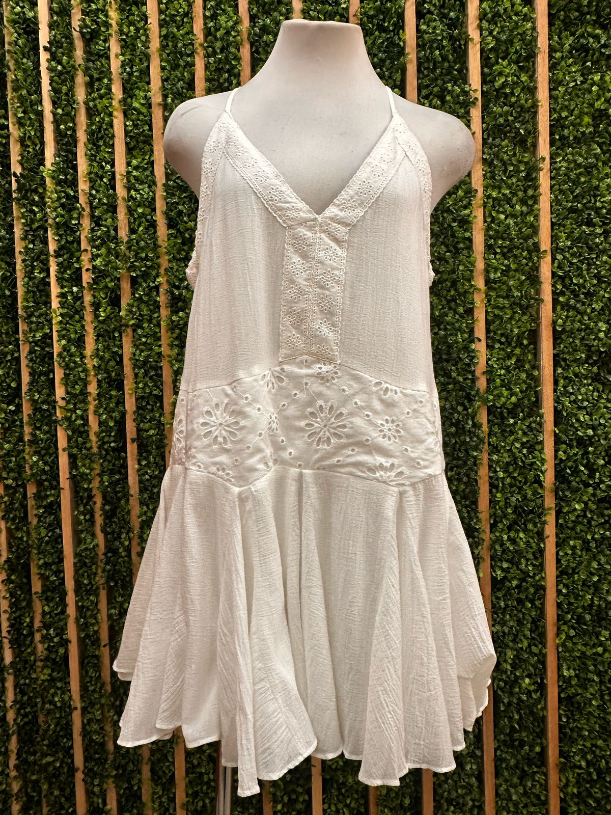 Eyelet Lace V Neck Short Dress
