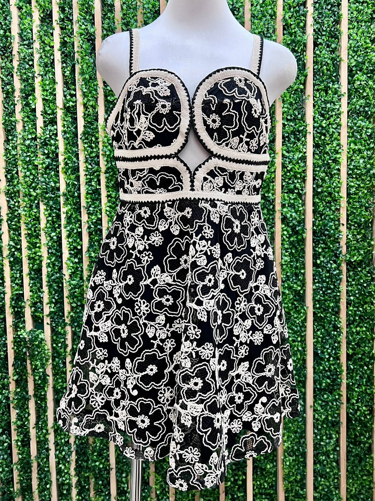 Beautiful Black Natural Embroidered Cutout Short Dress