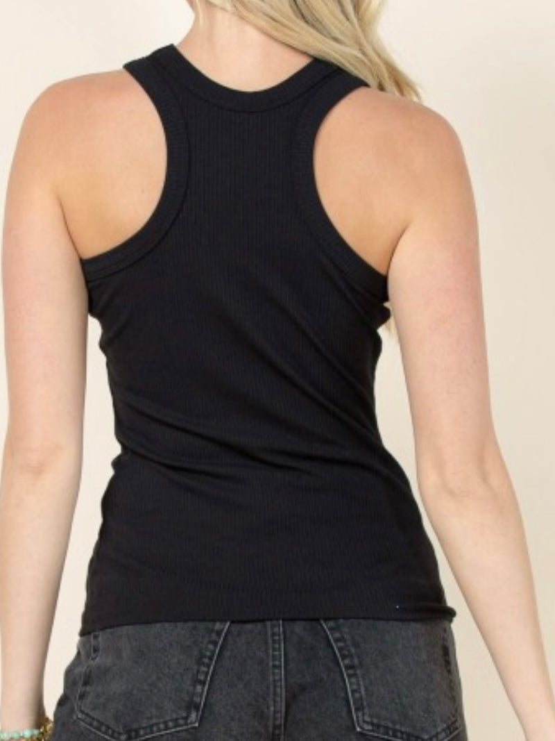 Camera Debi Tirara Mas Fotos Sleeveless Top