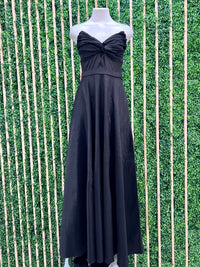 Beautiful Front Twist Strapless Formal Dress