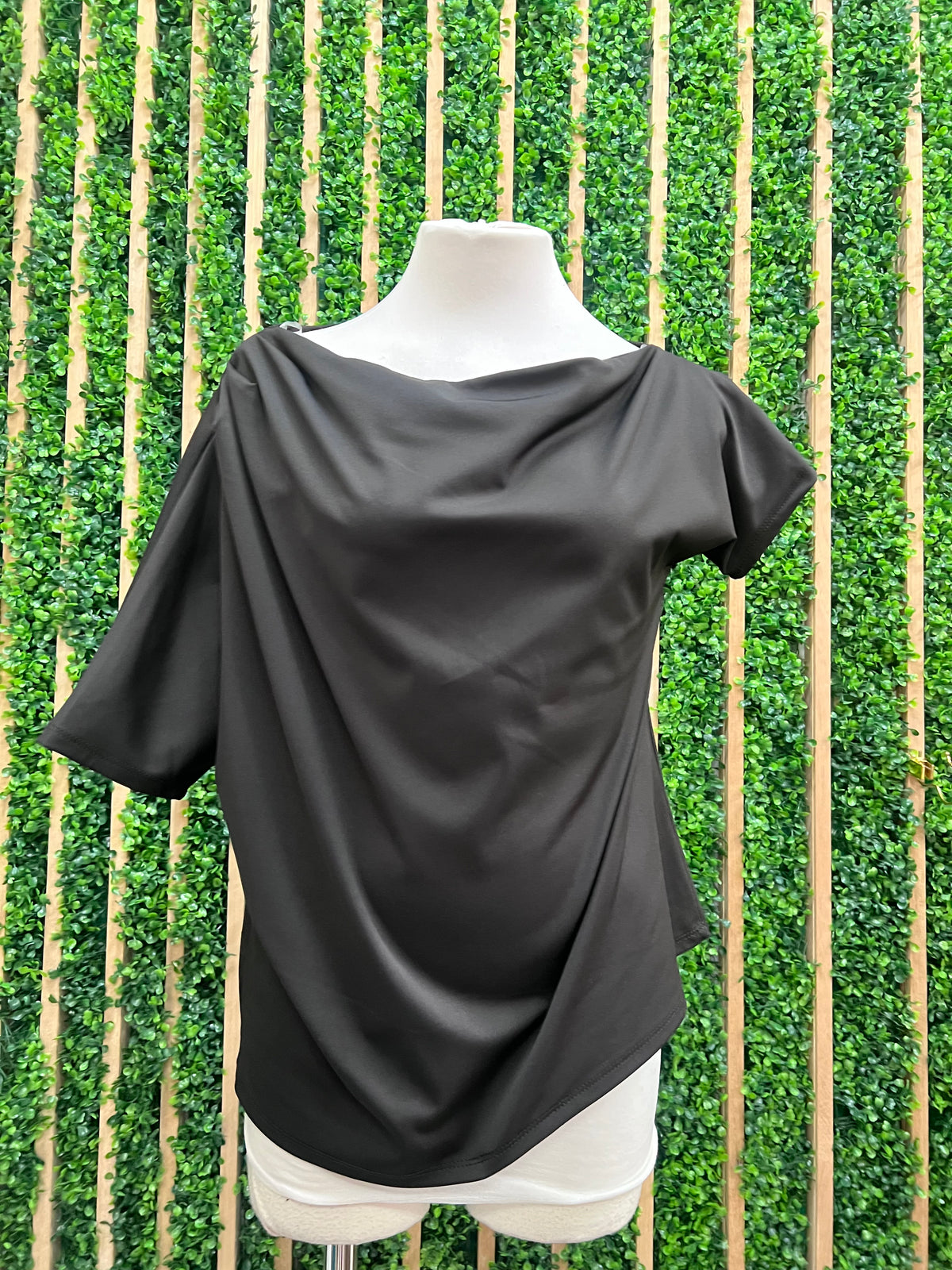 Smooth Off Shoulder Short Sleeve Top