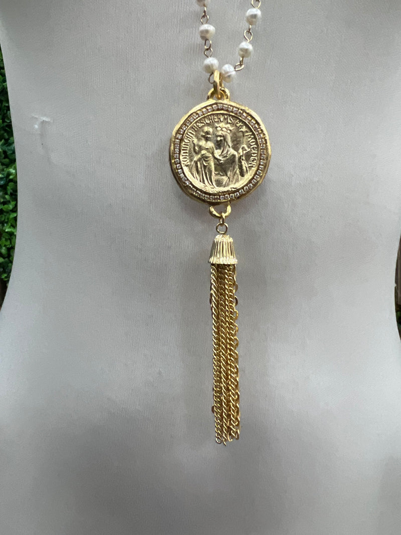 WD Tassel Detail Mary And Jesus Necklace