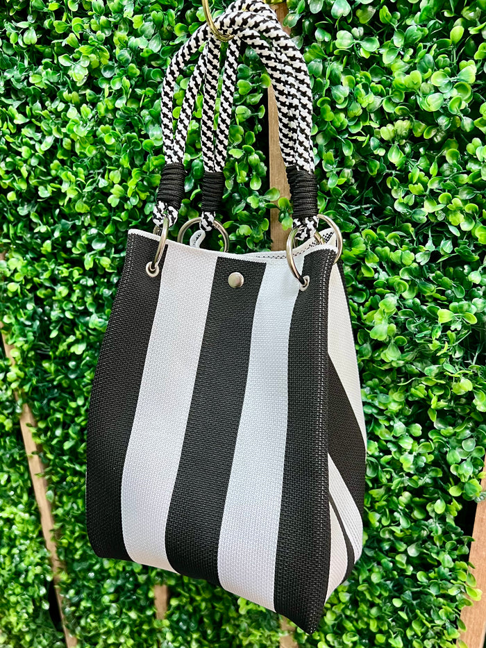 Striped Ring Clasp Woven Bucket Bag