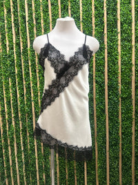 Lace Detail Asymmetric Top