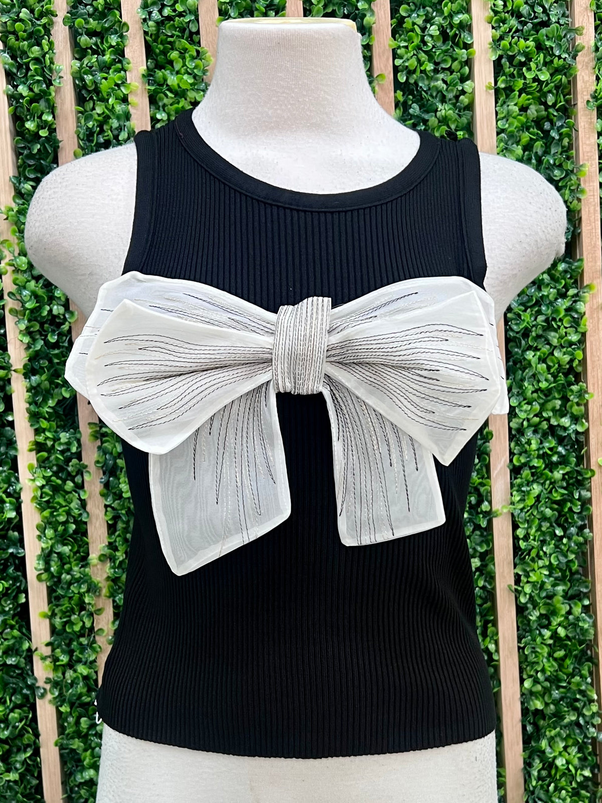 One Size Bow Detail Crop Top