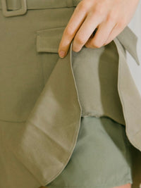 Front Pocket Ruffled Short Skirt