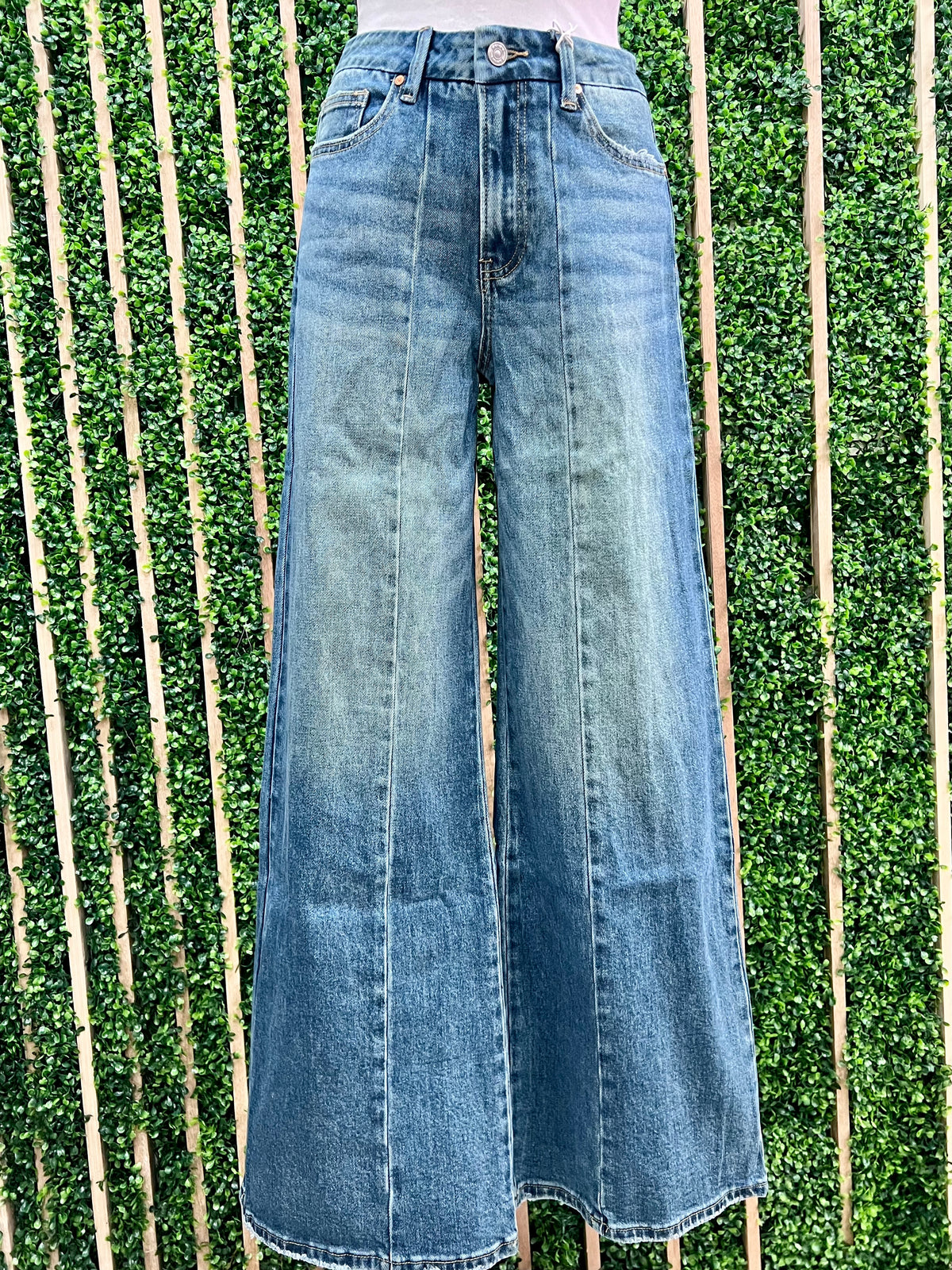 Front Pleat Stitch Wide Leg Denim Pant