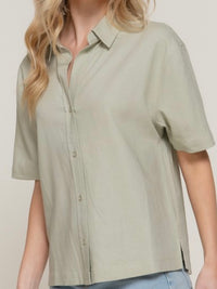 Relaxed Short-Sleeve Button-Up Linen Shirt
