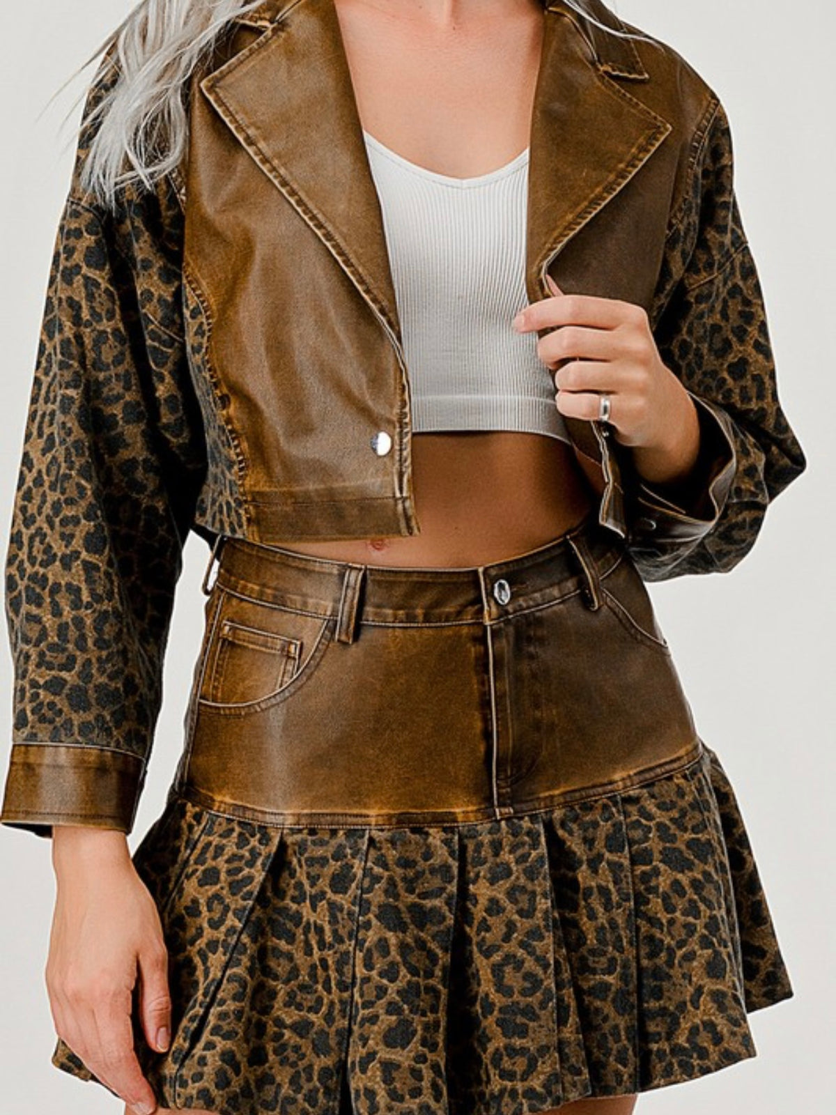 Pleather Detail Leopard Skirt