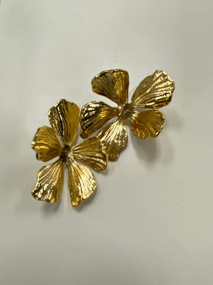 Petal Drop Earring