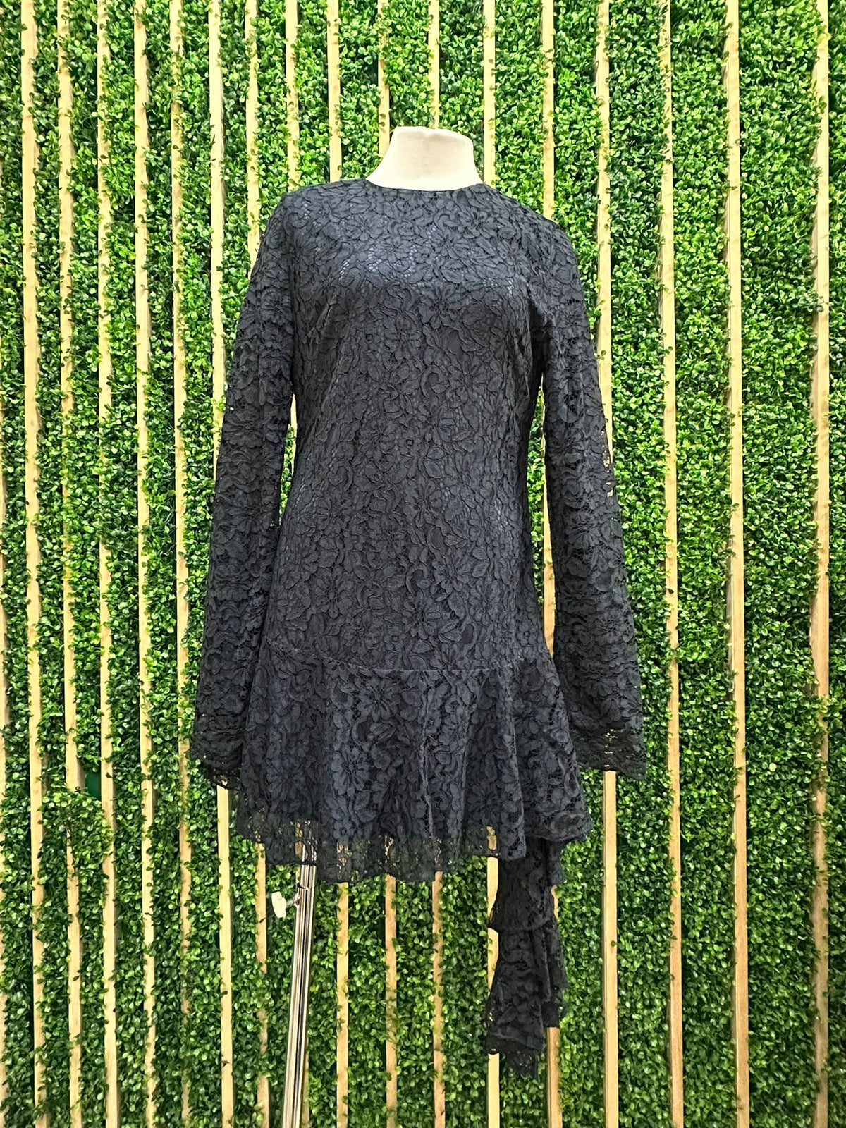 Beautiful Navy Ruffle Detail Lace Short Dress