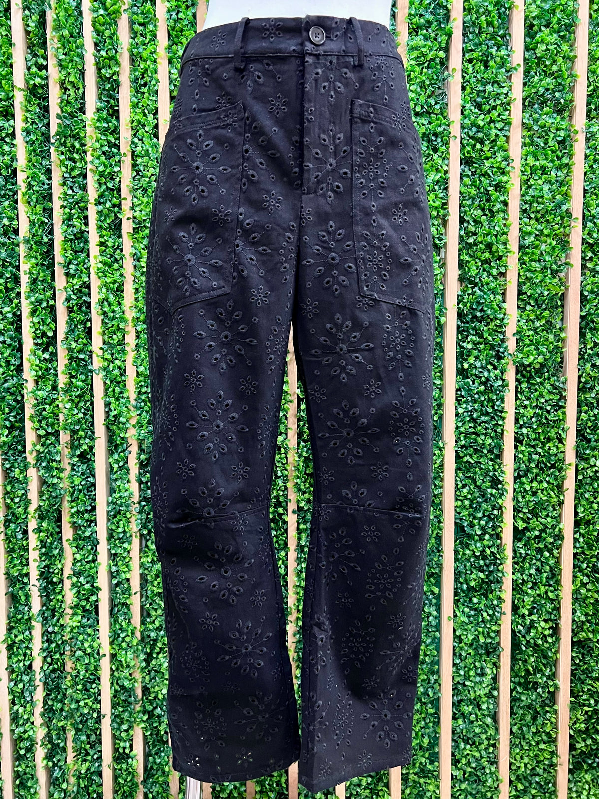 Beautiful Eyelet Barrel Pants