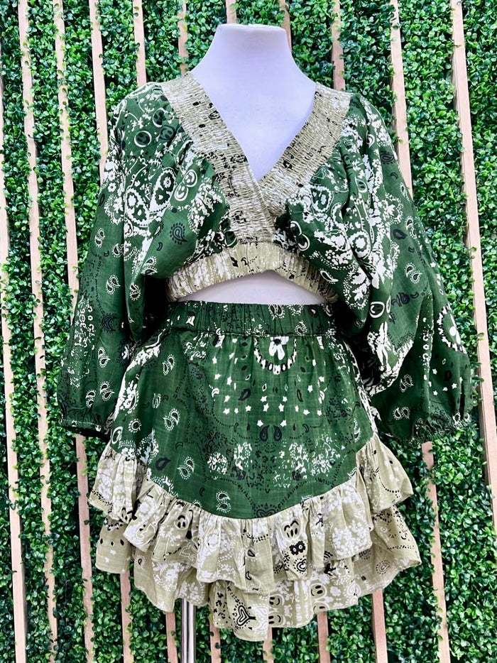 Beautiful Bandana V Neck Kimono Crop Top