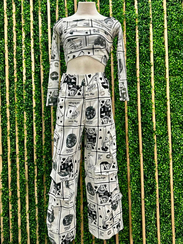 Exquisite Liliana Meza Queen oh Heart Cargo Jogger