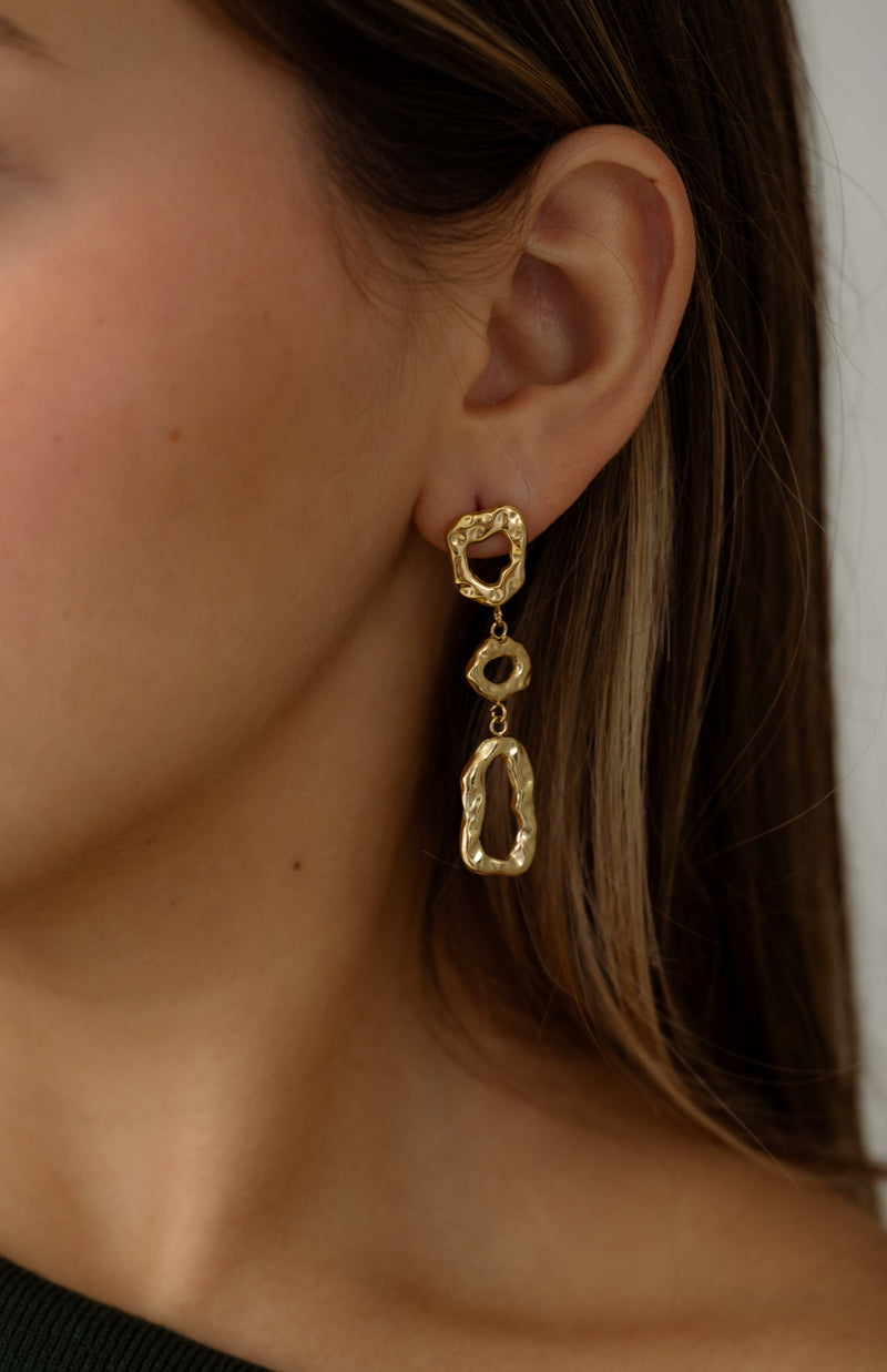 POS - Fenixia Earrings
