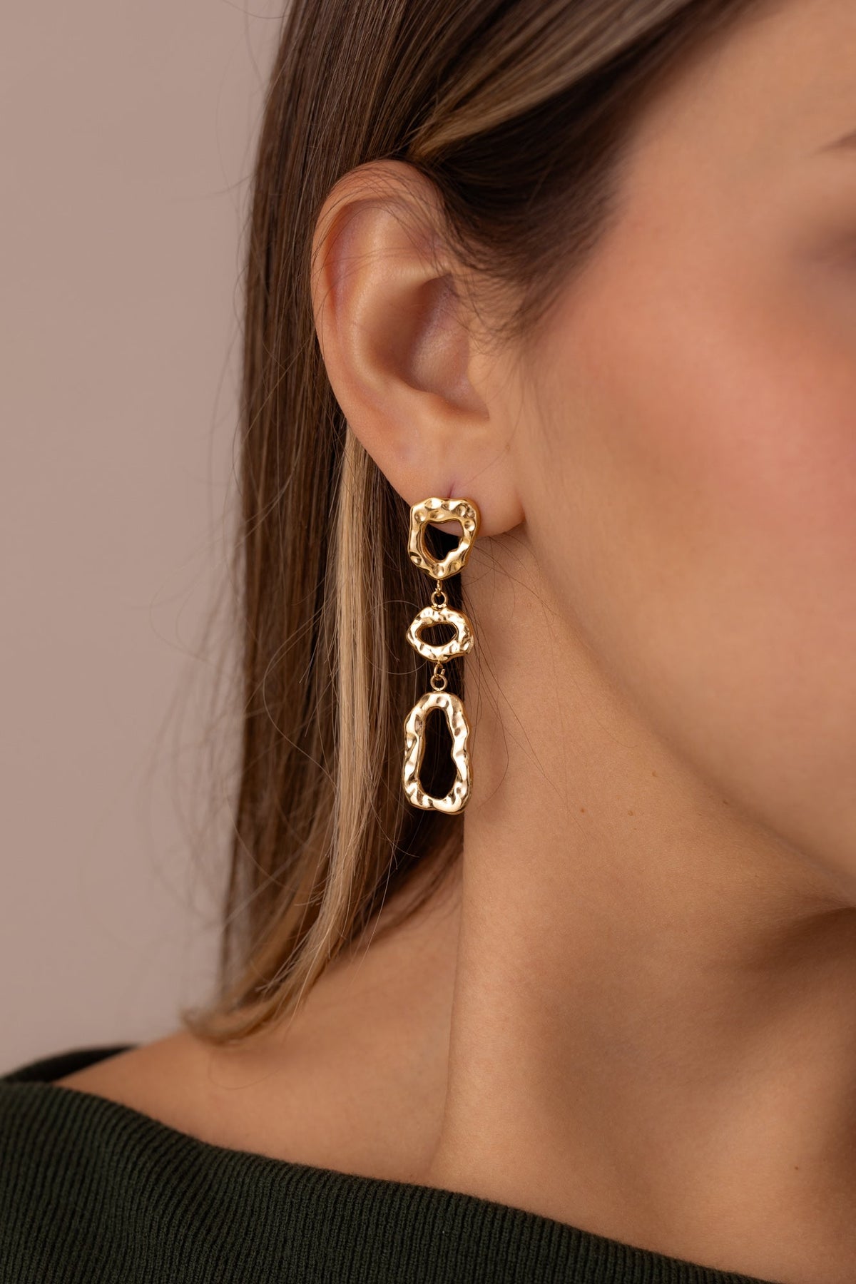 POS - Fenixia Earrings