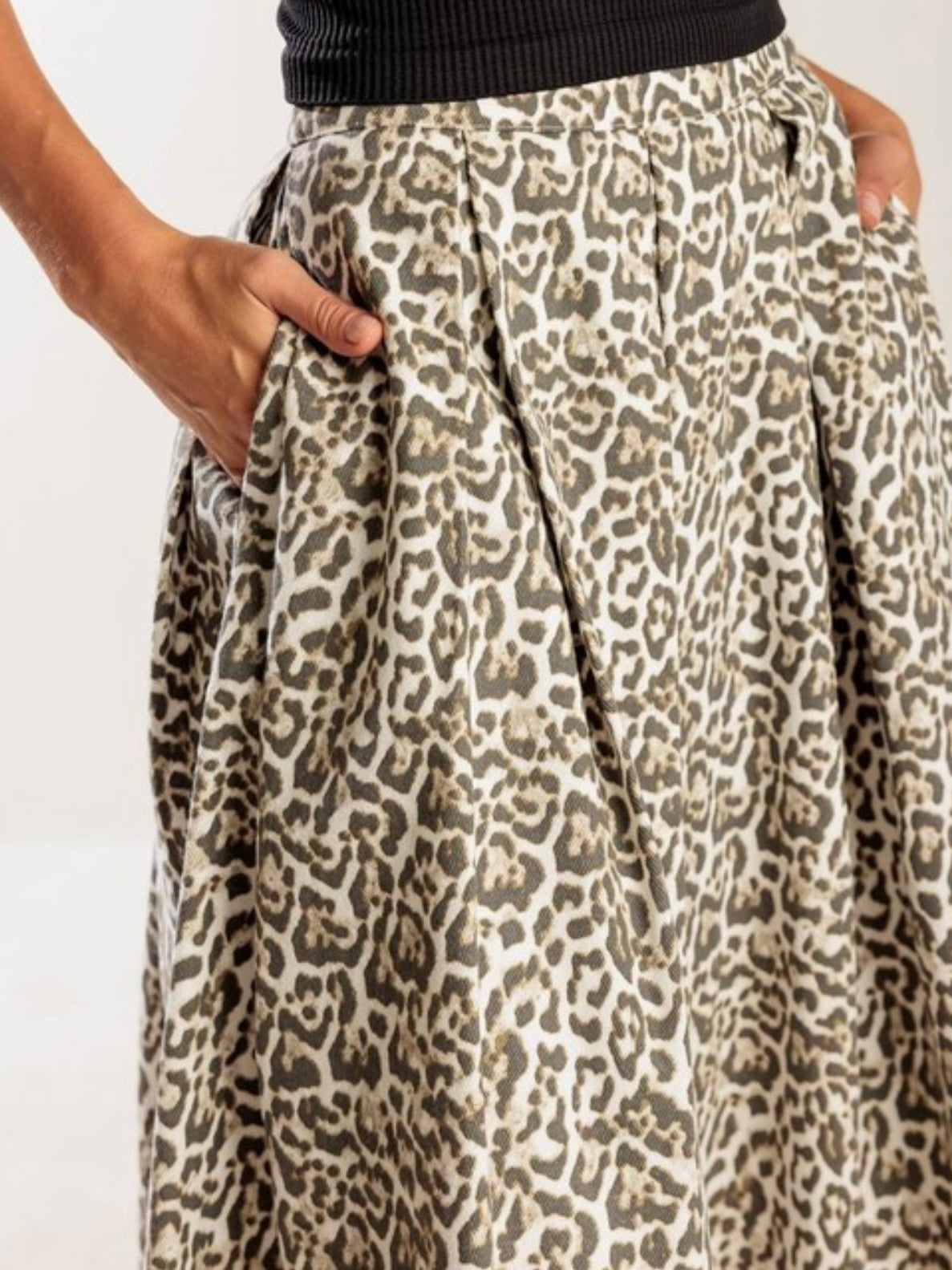 Beautiful A Line Brown Leopard Midi Skirt