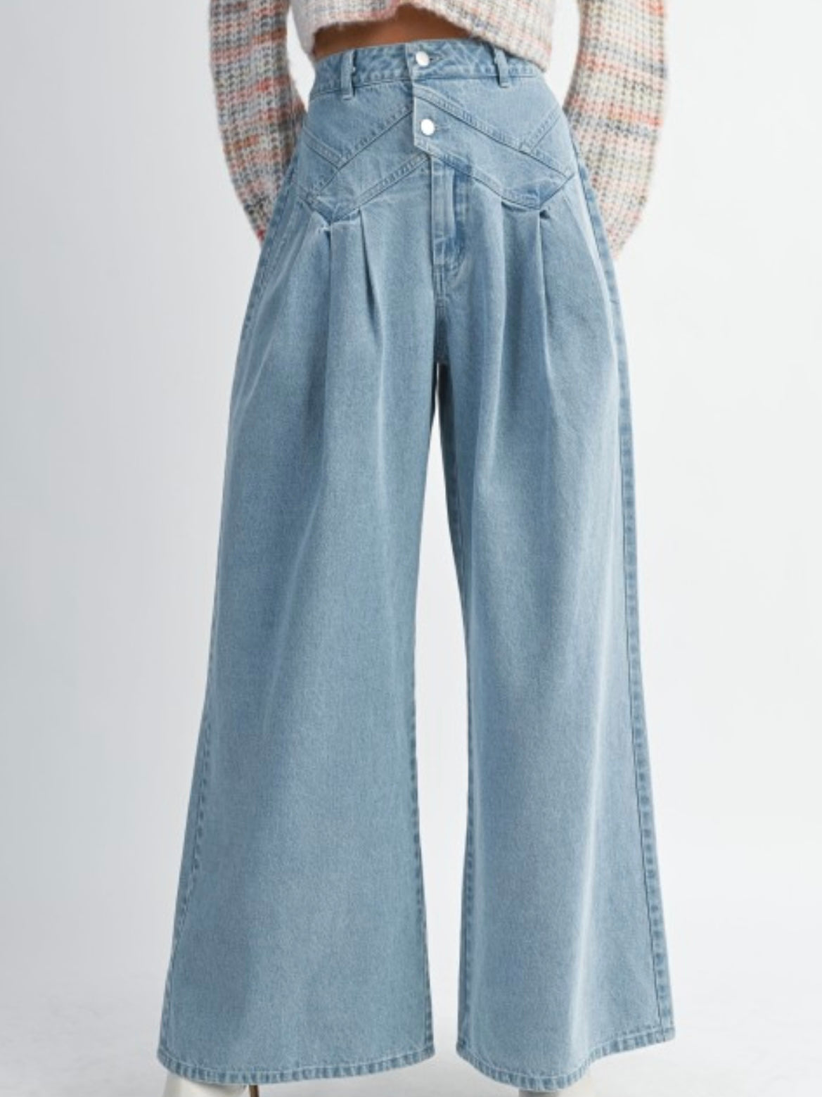 Pin Tuck Wide Leg Denim Pant