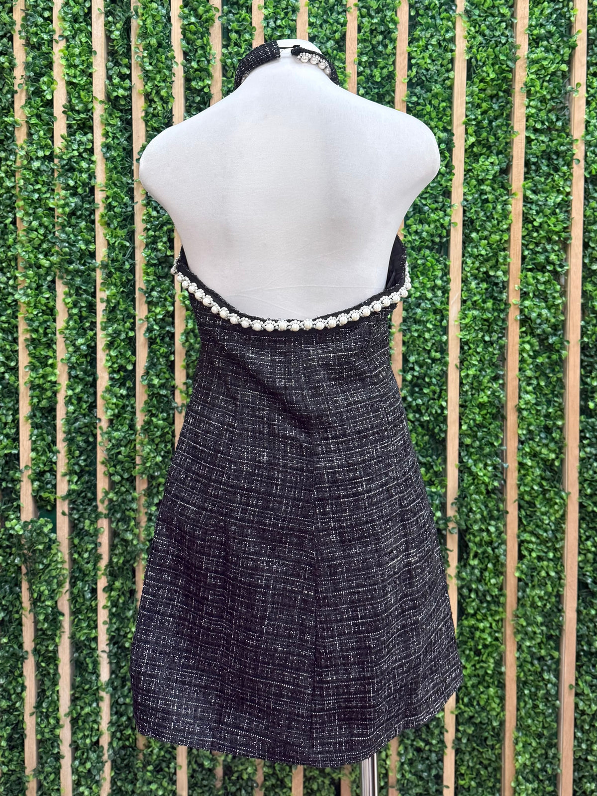 Beautiful Pearl Necklace Detail Tweed Short Dress