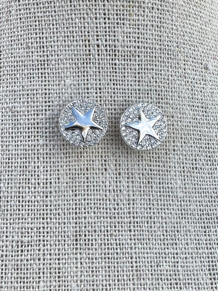 Star Design Stud Earring