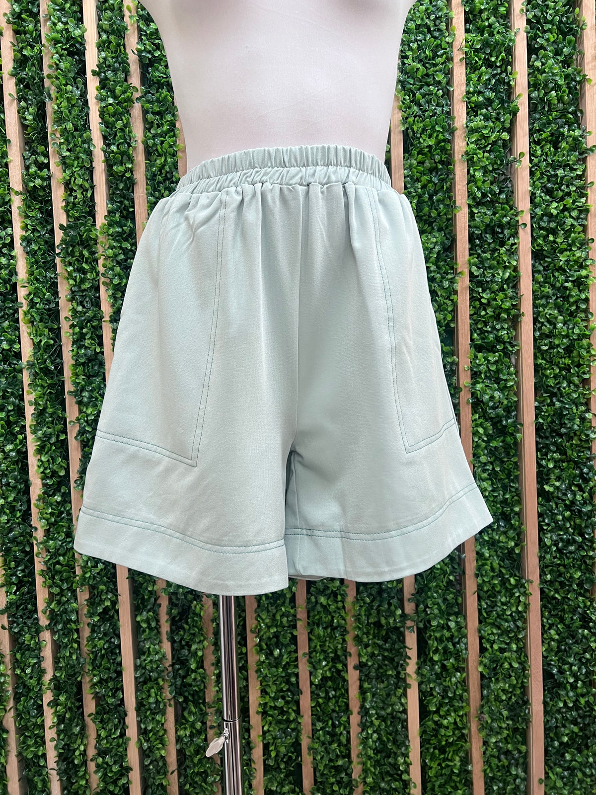High Waist Front Pocket Bermuda
