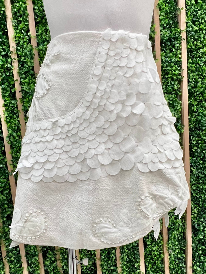 Beautiful White Pearl Embellishment Short Skirt