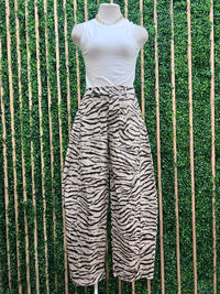 Statement Print Barrel Pants up