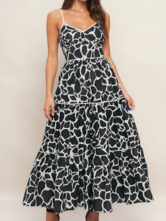 Beautiful Ivory Black Sweetheart Midi Dress