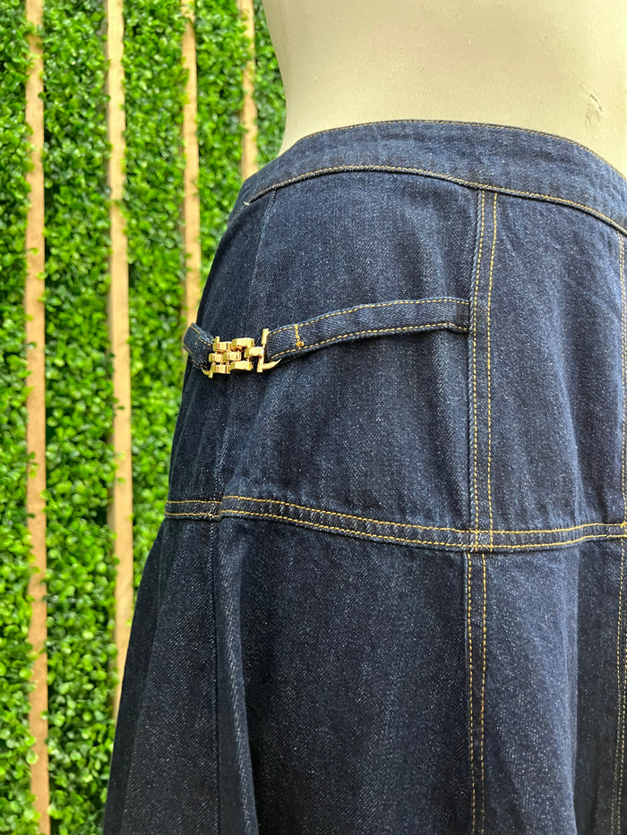 Buckle Detail Fitted Dark Denim Midi Skirt