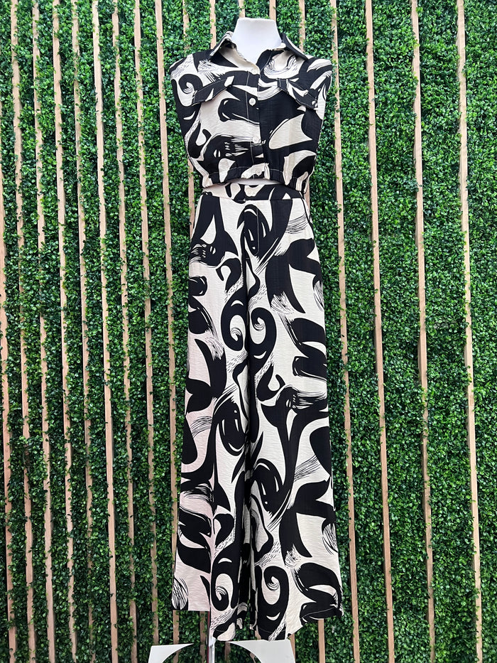 Black White Geo Padded Shoulder Top